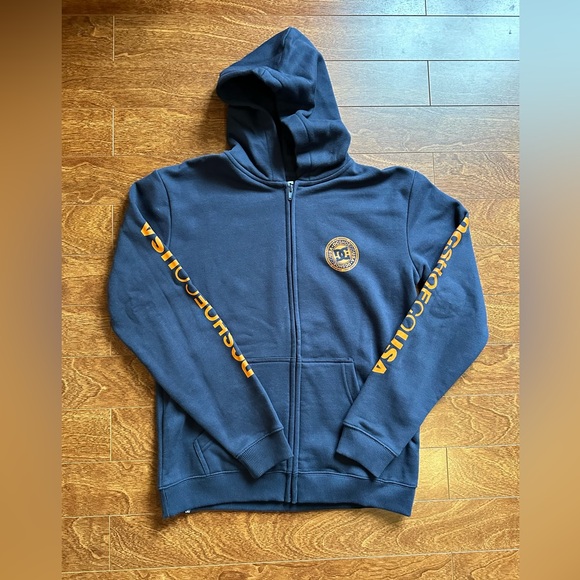 DC zip up hoodie - Picture 1 of 3